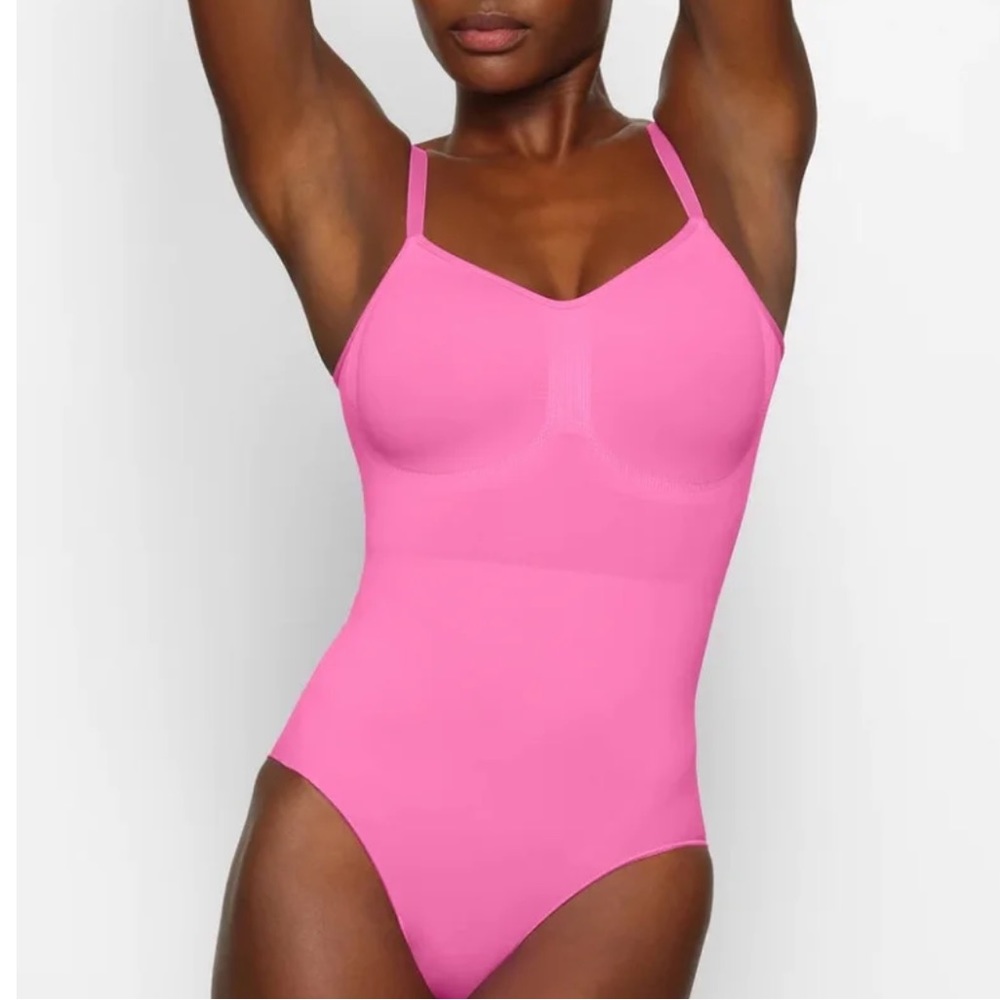 SKIMS Hot Pink Seamless Scoop Neck Bodysuit
